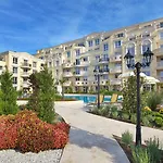 Bellicity Complex 4*