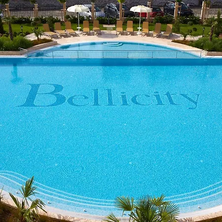 Bellicity Complex 4*