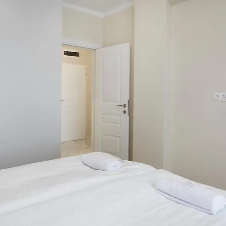 Bellicity Complex Hotel apartamentowy 4*