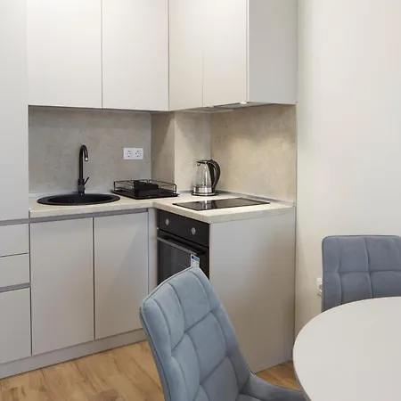 Bellicity Complex 4*