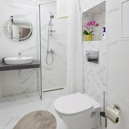 Bellicity Complex Hotel apartamentowy 4*