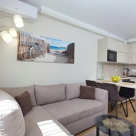 Hotel apartamentowy Bellicity Complex Rawda