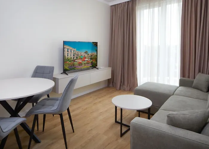 Bellicity Complex 아파트호텔 라브다